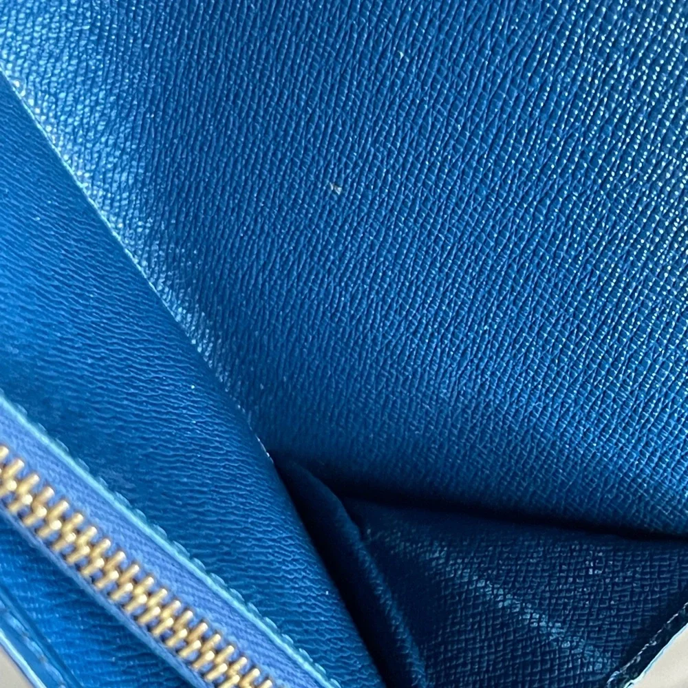 Vintage Louis Vuitton Epi Blue Wallet excellent condition w/unbranded dust bag